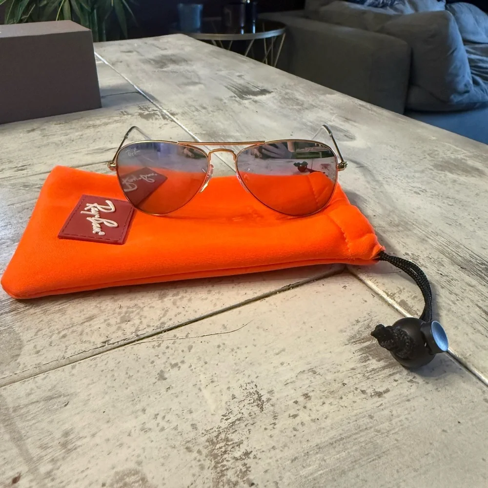 Authentic kids aviator Ray Ban sunglasses
